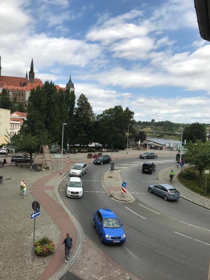 Apartments At Old Town Bridge Altstadt, Elbestrand, Fahrradweg, Schiffsanleger マイセン エクステリア 写真