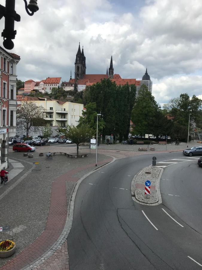 Apartments At Old Town Bridge Altstadt, Elbestrand, Fahrradweg, Schiffsanleger マイセン エクステリア 写真